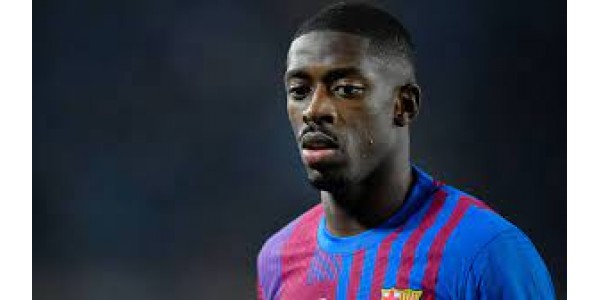 Dembélé vergat zijn voetbalshirts in de kleedkamer Dembélé vergat zijn voetbalshirts in de kleedkamer